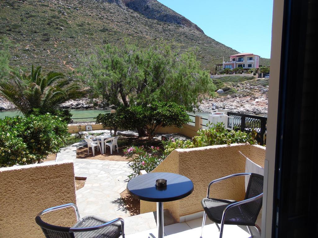 Little Bay Apartment Stavros  Room photo