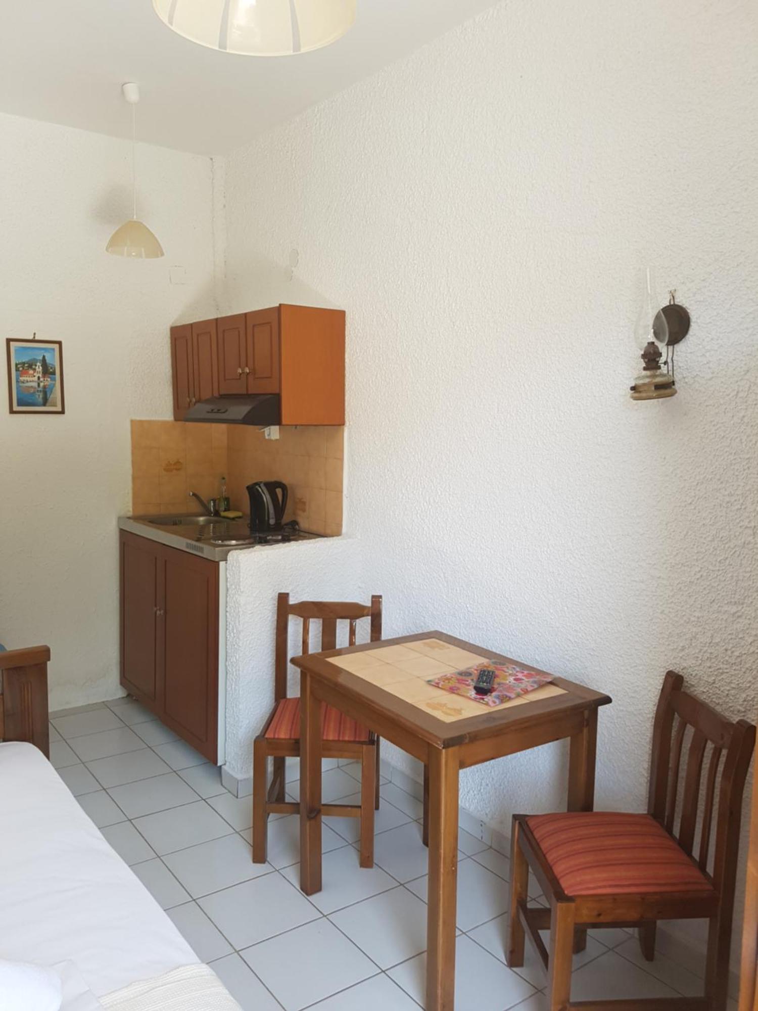 Little Bay Apartment Stavros  Room photo